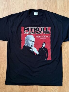 2016 Pitbull “The Bad Man Tour” Concert T-Shirt XL w/ Prince Royce